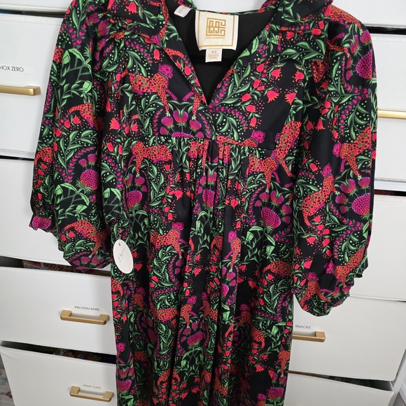 Emily Mccarthy Dresses & Skirts - Emily McCarthy Black Floral/Animal Asymmetrical Dress